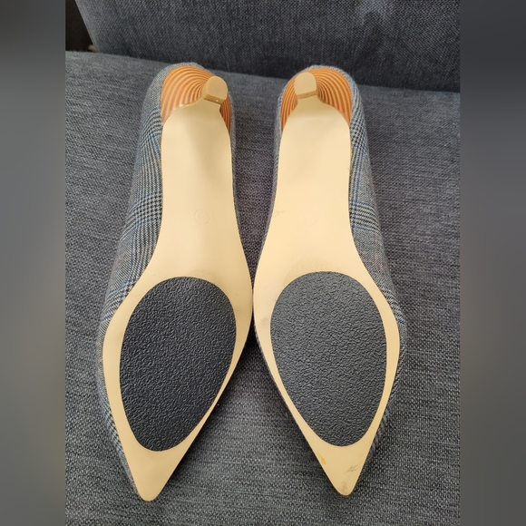 Gray plaid Journee kitten heels - Picture 2 of 5